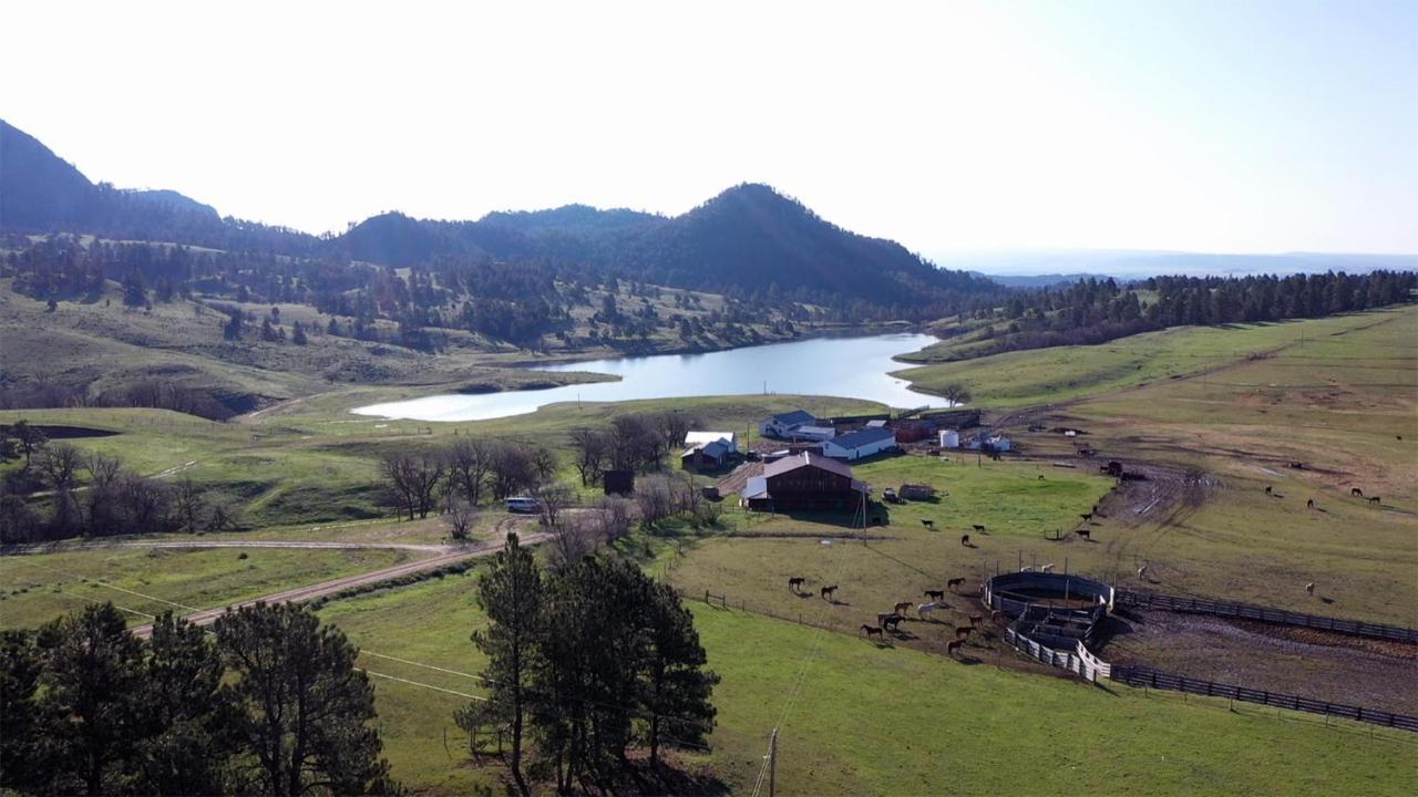 lake guest ranch Villa Devils Tower Buitenkant foto