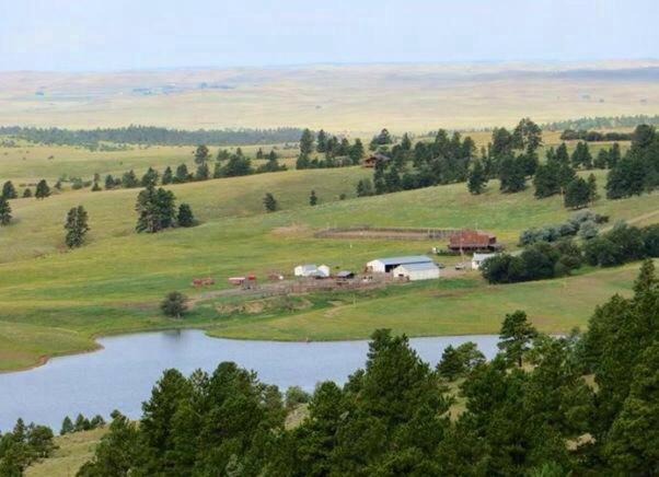 lake guest ranch Villa Devils Tower Buitenkant foto